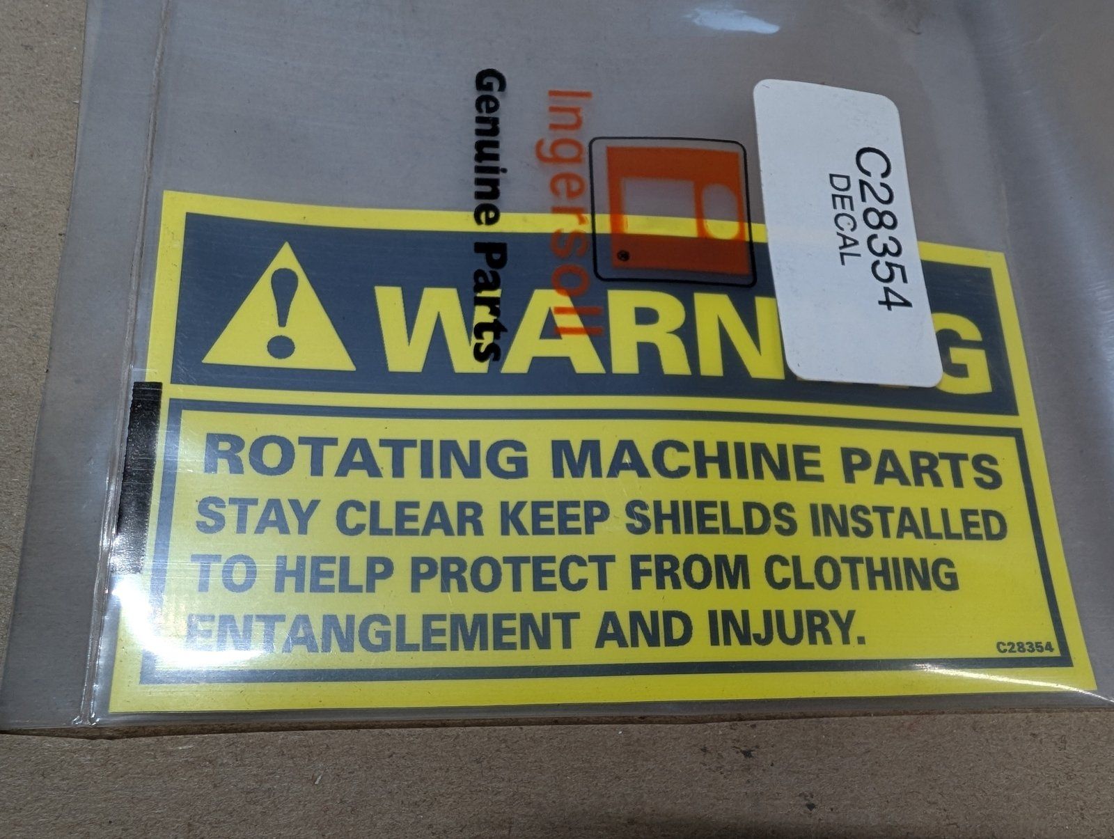 C28354 DECAL WARNING ROTATING PARTS 321-3710 - Ingersoll/Case Tractor Part