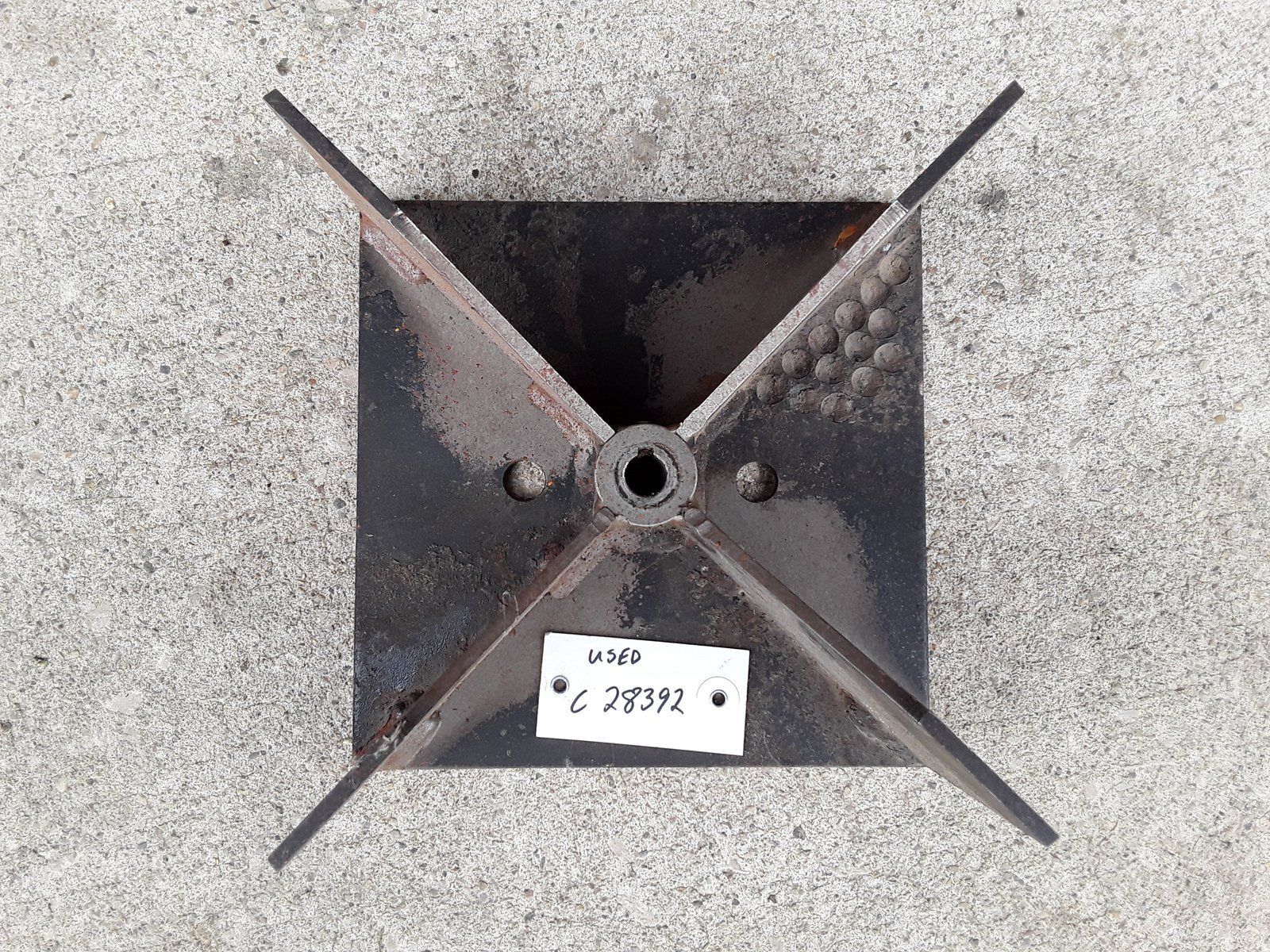 C28392 USED VACUUM IMPELLOR - BLOWER - Ingersoll/Case Tractor Part