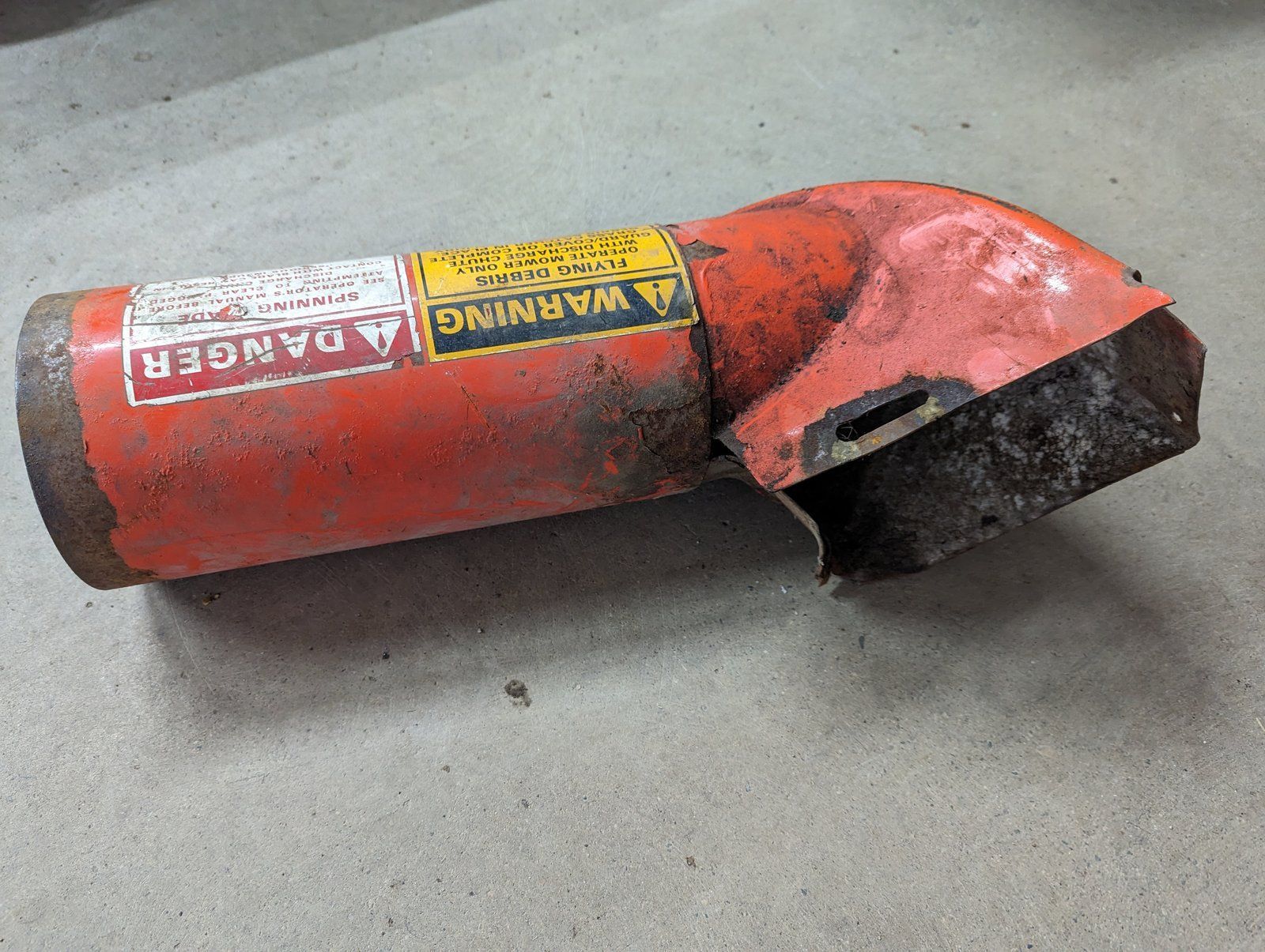 C28408 USED METAL VAC DECK BOOT - Ingersoll/Case Tractor Part