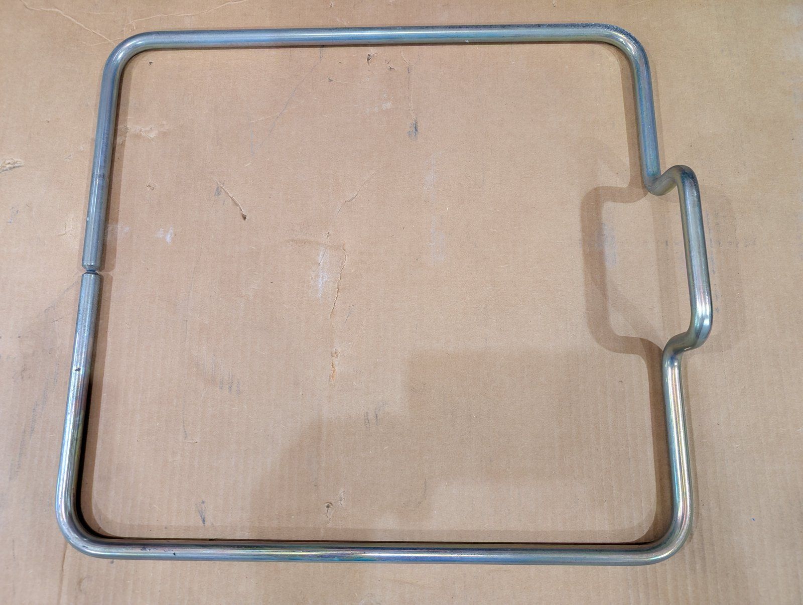 C28439 ROD - BAG HANGER - Ingersoll/Case Tractor Part