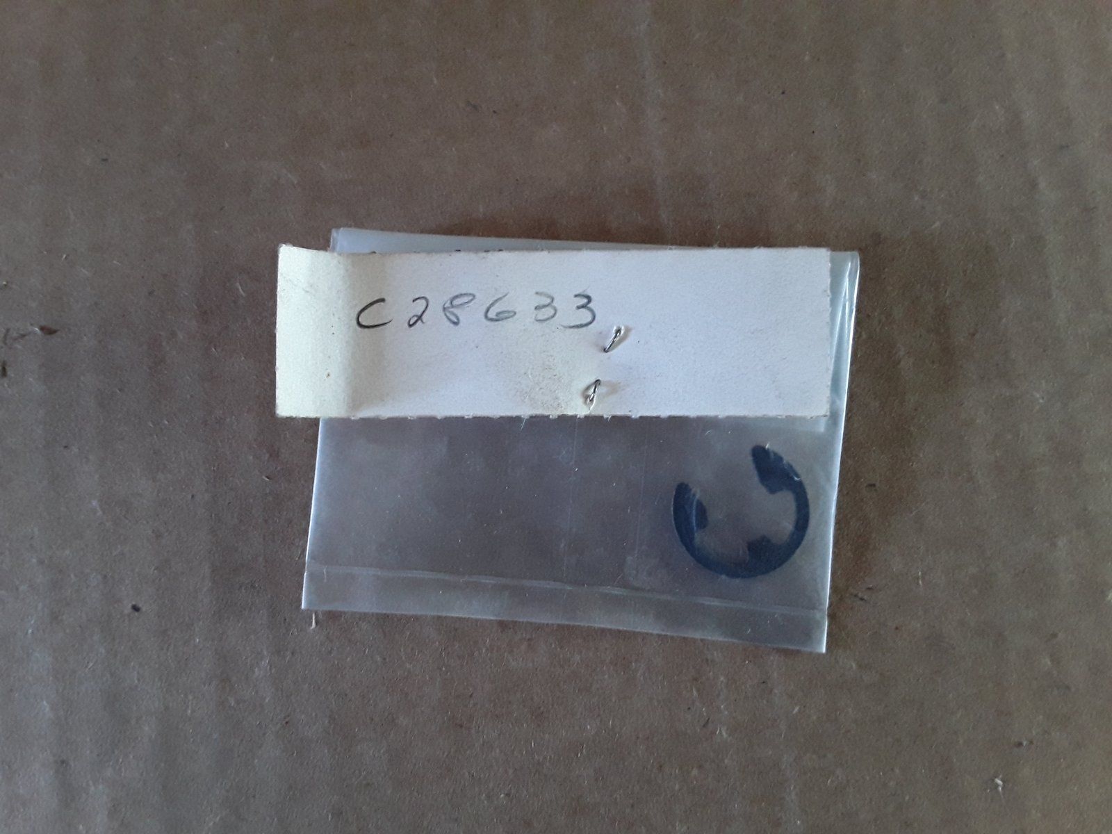 C28633 RING - RETAINING JI CASE A27804 - Ingersoll/Case Tractor Part