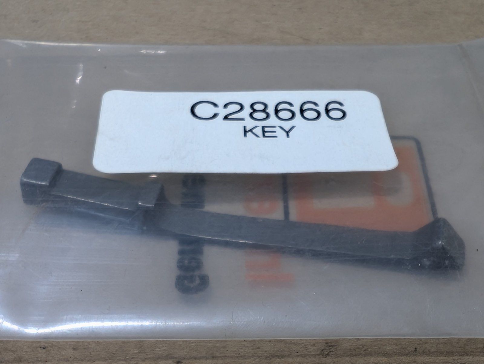 C28666 KEY TECUMSEH #792089A - Ingersoll/Case Tractor Part