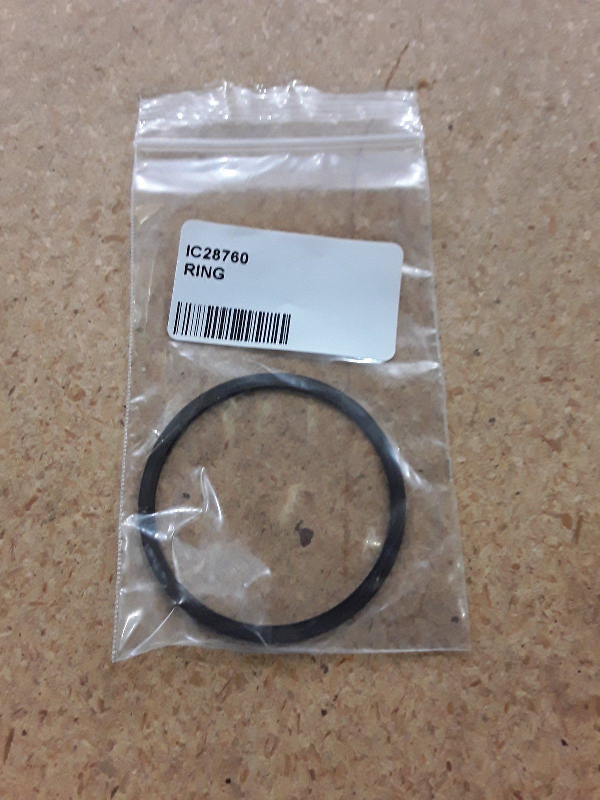 C28760 RING - Ingersoll/Case Tractor Part
