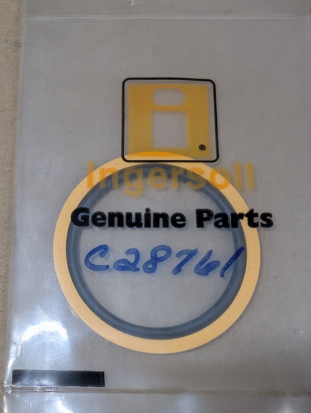 C28761 RING BACK UP - Ingersoll/Case Tractor Part