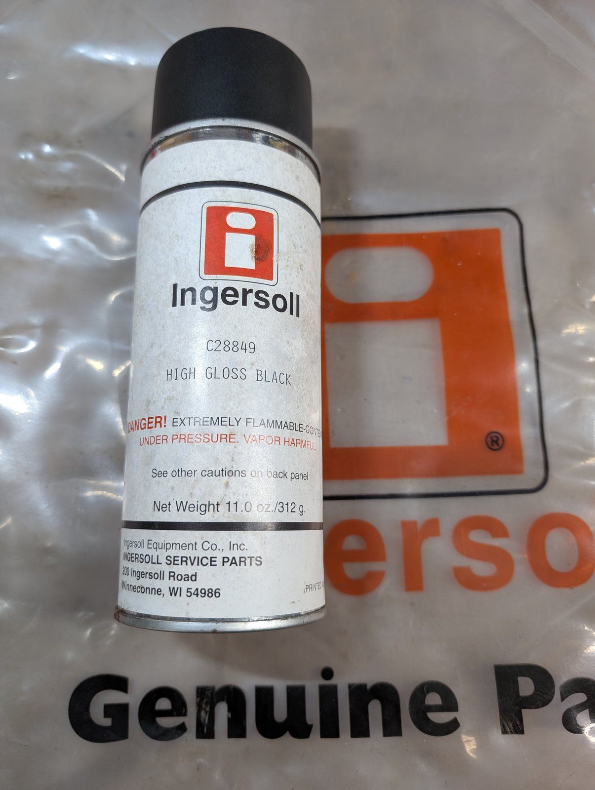 C28849 PAINT HIGH GLOSS BLACK 11 OZ AEROSOL - Ingersoll/Case Tractor Part