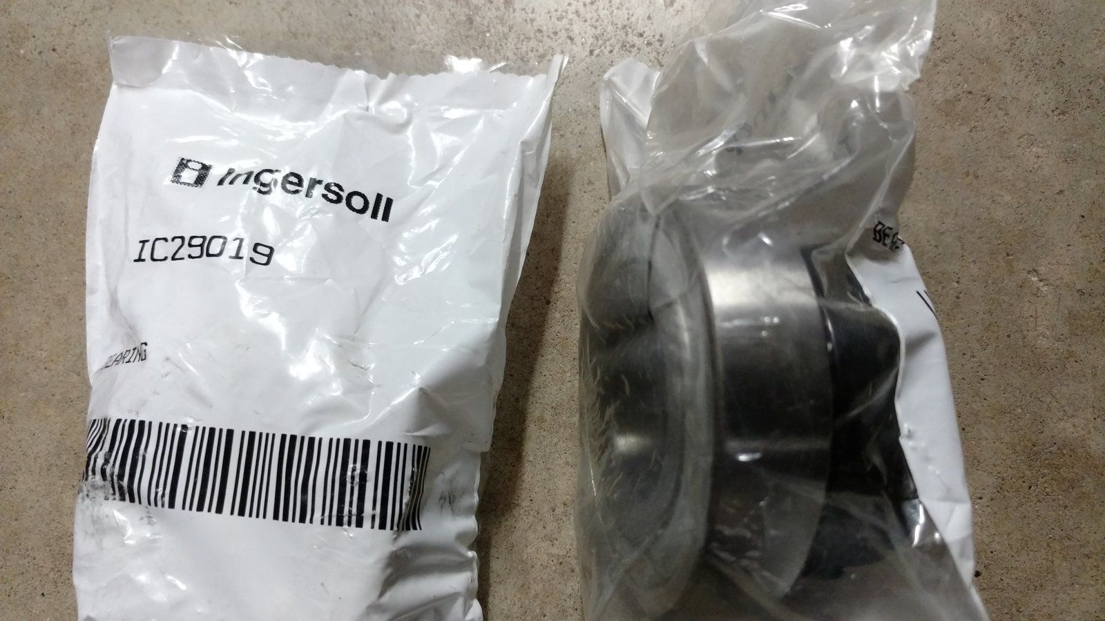 C29019 BEARING 1.250 BORE W/COLLAR - Ingersoll/Case Tractor Part