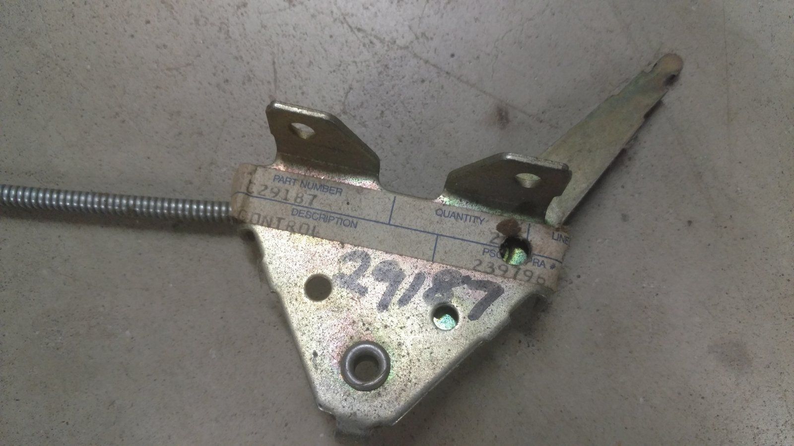 C29187 CONTROL - CHOKE 114B - 116B - Ingersoll/Case Tractor Part