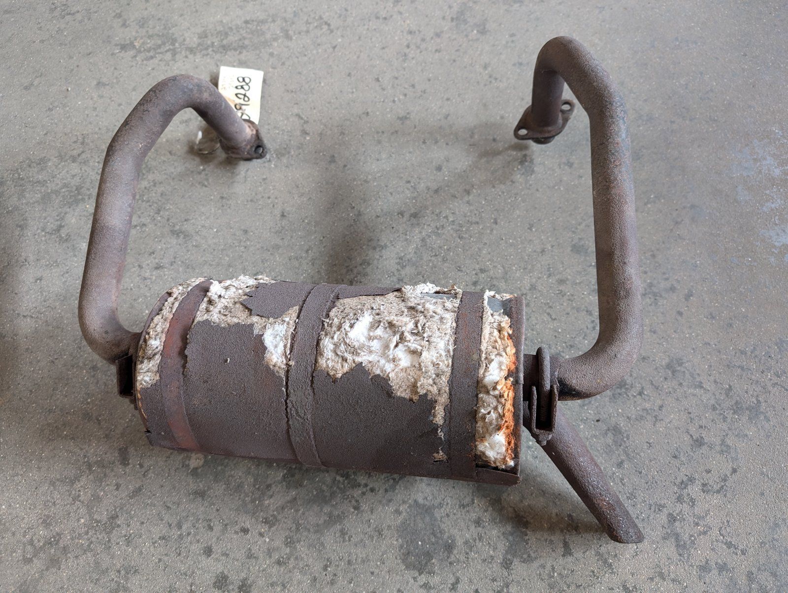 C29288 USED Muffler 200/400 C29292 C29294 - Ingersoll/Case Tractor Part