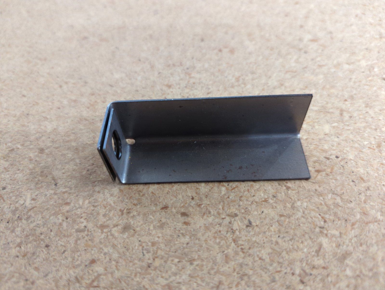 C29301 SUPPORT - EXHAUST SHEILD - Ingersoll/Case Tractor Part