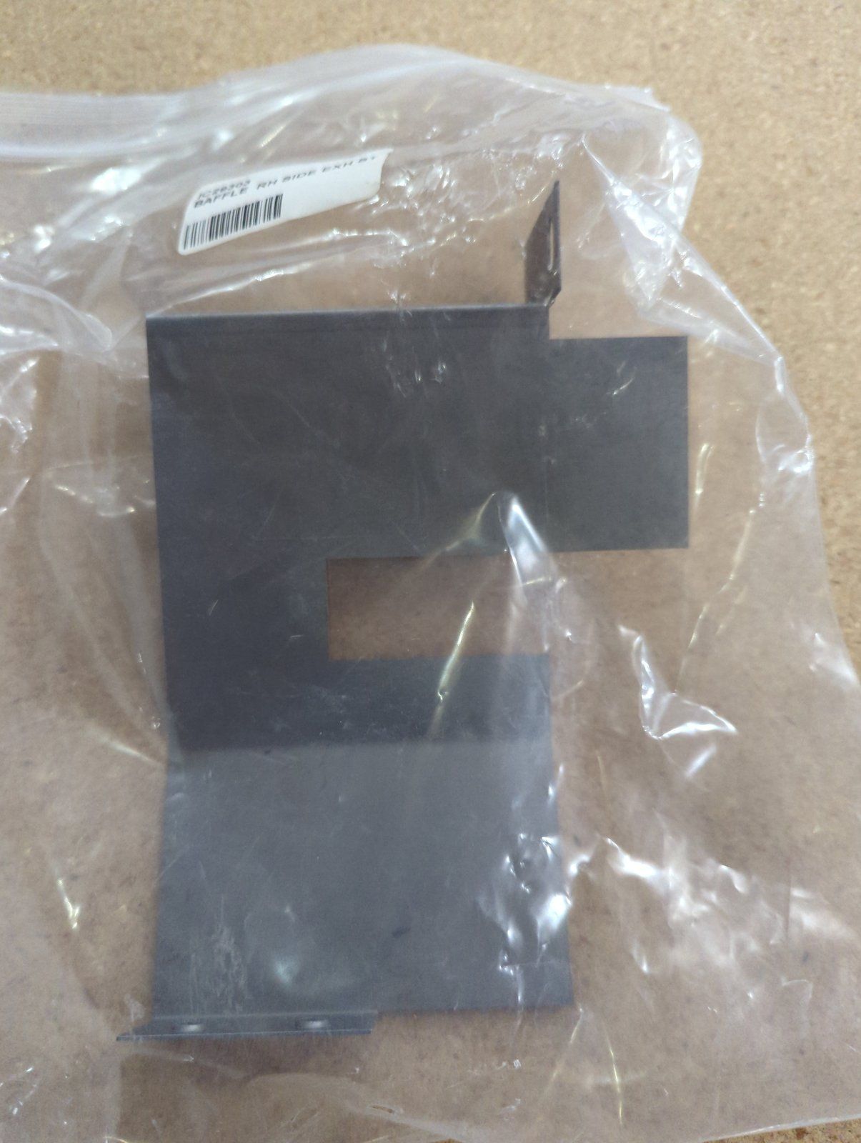 C29303 BAFFLE RH SIDE EXH ST (S - Ingersoll/Case Tractor Part