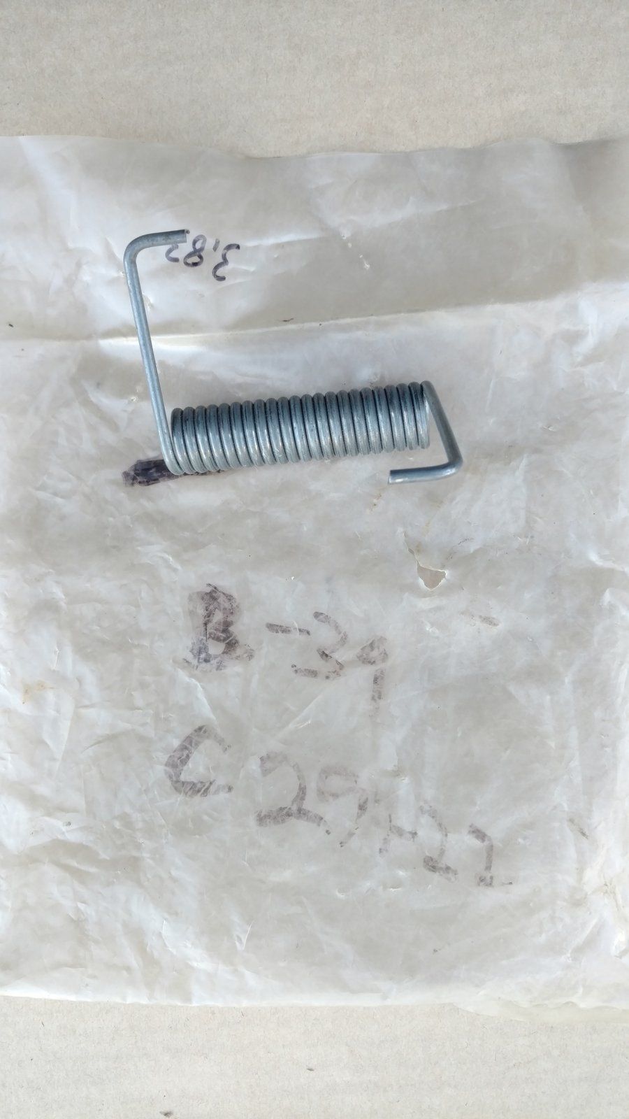 C29422 SPRING - CHUTE EXT. - Ingersoll/Case Tractor Part