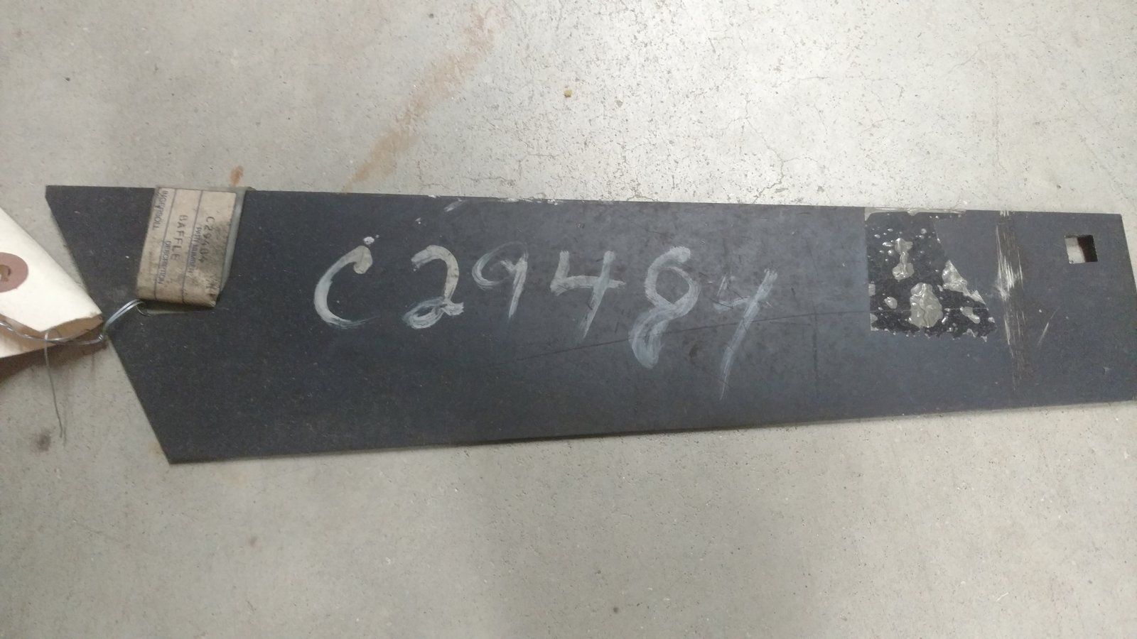 C29484 BAFFLE - RH (80 Series) - Ingersoll/Case Tractor Part
