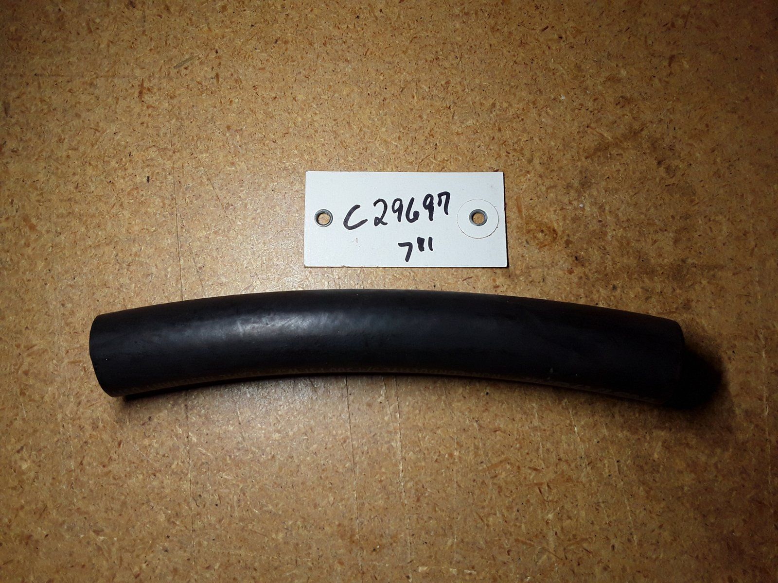 C29697 HOSE 7" CUT TO LENGTH D55911 - Ingersoll/Case Tractor Part