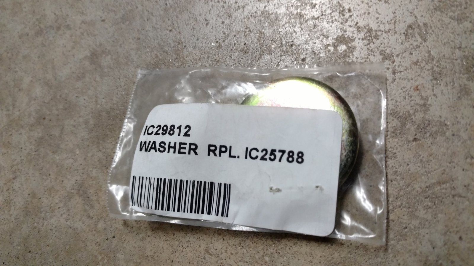 C29812 WASHER .391x1.4x.22/.25 ZP - Ingersoll/Case Tractor Part