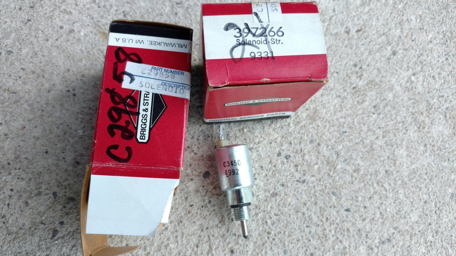 C29858 FUEL SOLENOID ***SUB TO: C38964 SOLENOID B/S 397266 - Ingersoll/Case Tractor Part
