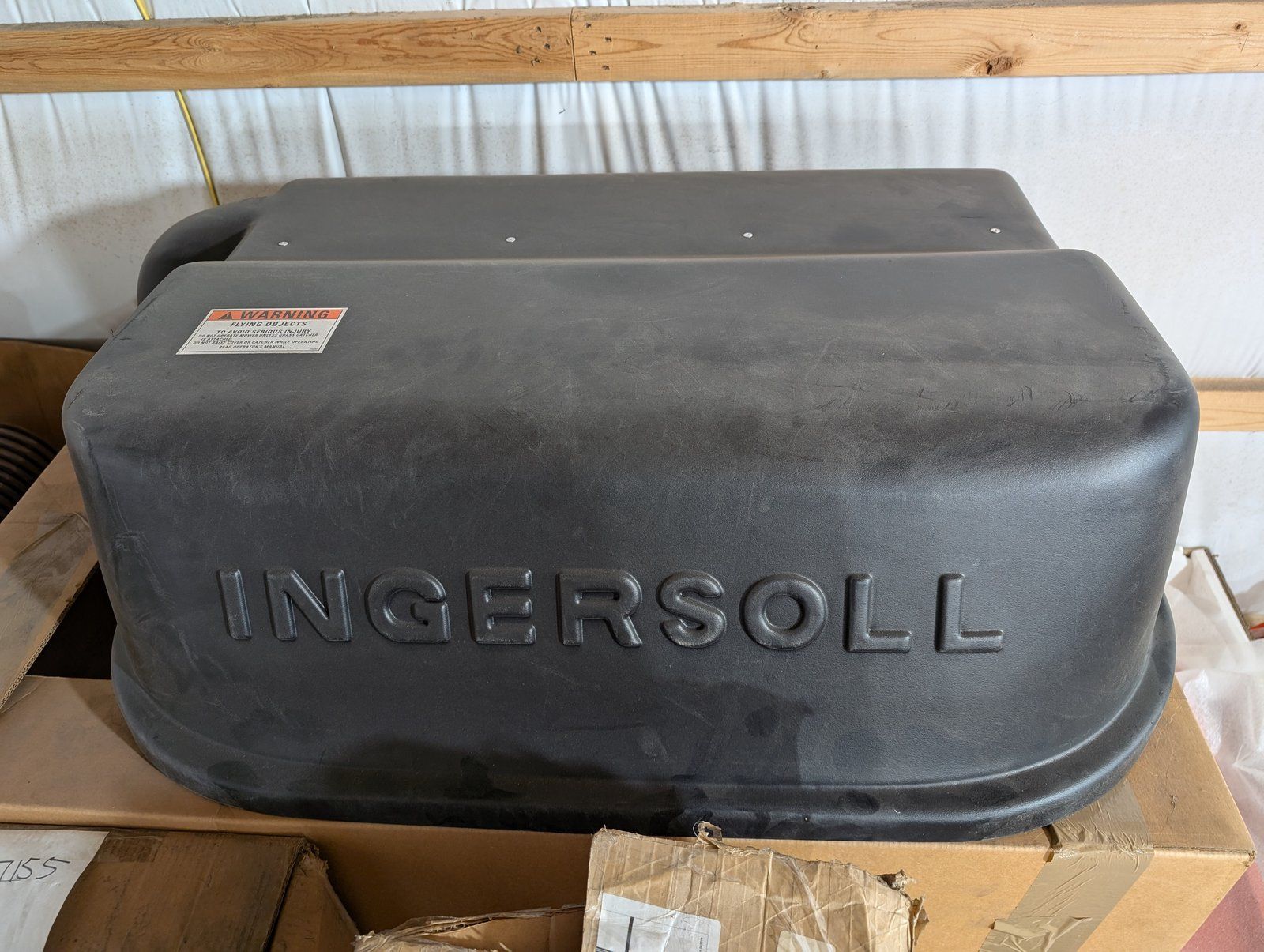 C29900 B98 BAGGER COVER - damaged plastic - Ingersoll/Case Tractor Part