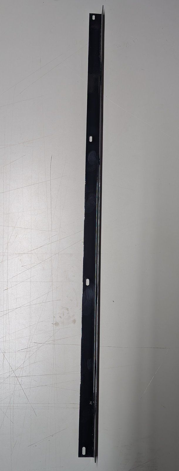 C29909 RETAINER SCREEN - Ingersoll/Case Tractor Part