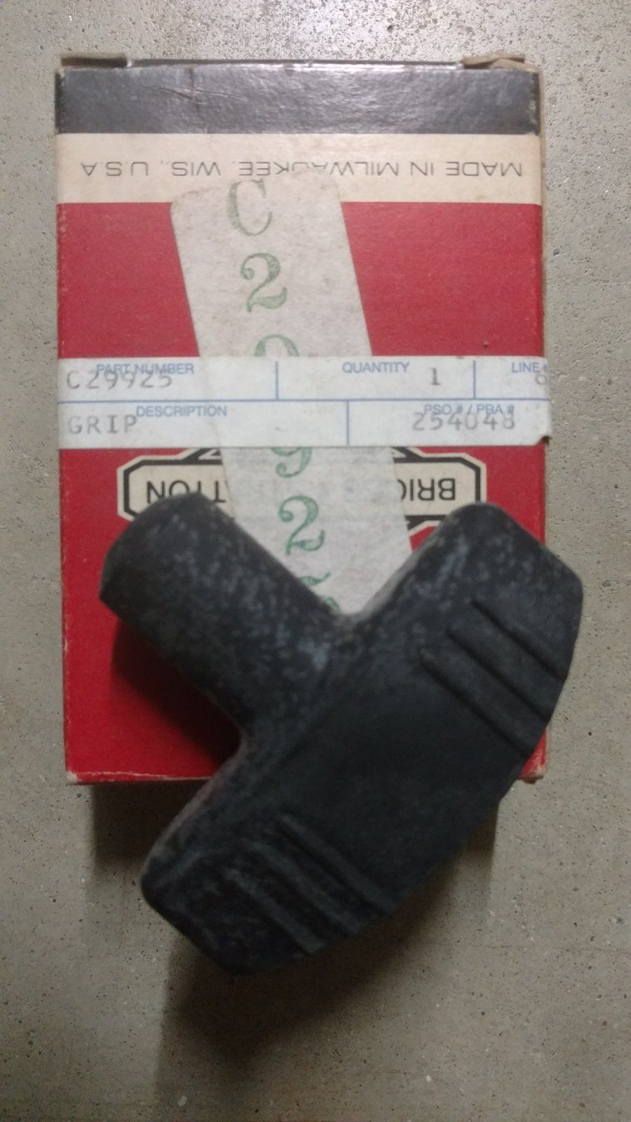 C29925 STARTER GRIP - Ingersoll/Case Tractor Part