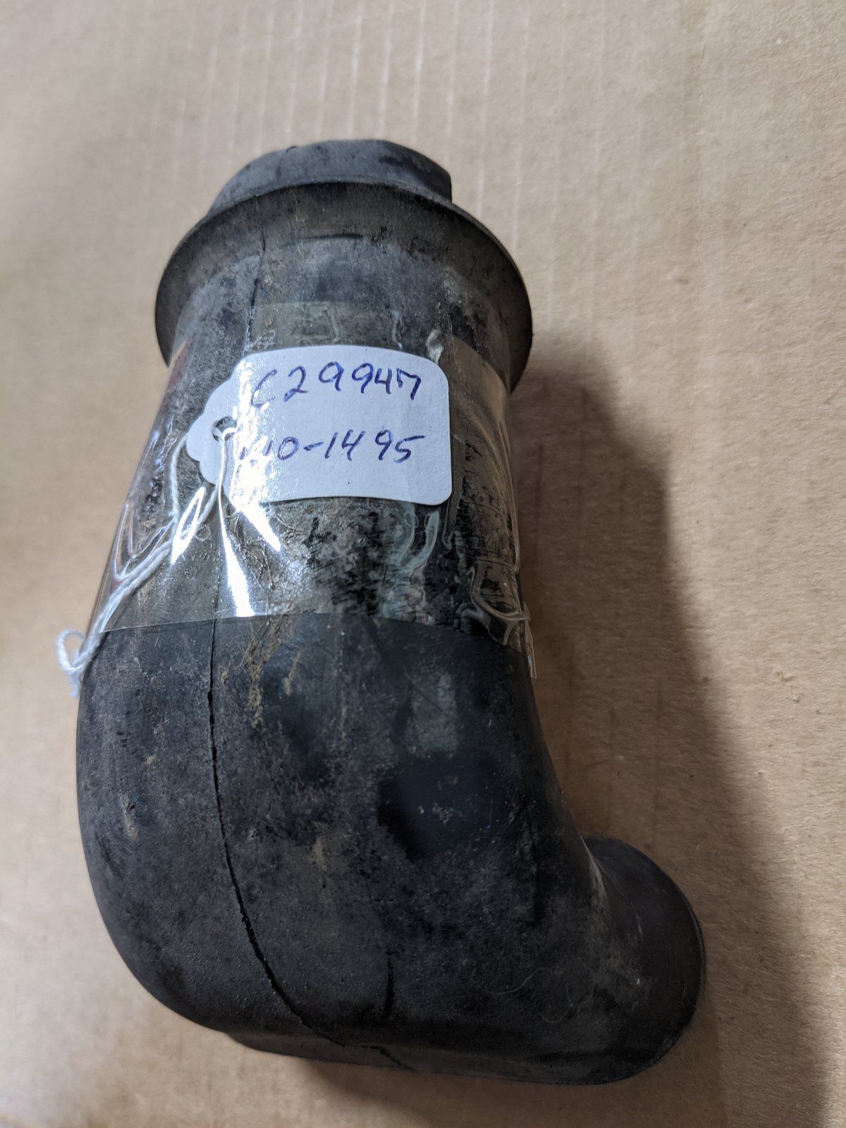 C29947 USED TUBE ONAN 140-1495 - Ingersoll/Case Tractor Part