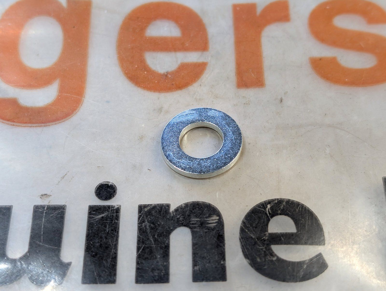 C29950 WASHER 195-104 - Ingersoll/Case Tractor Part