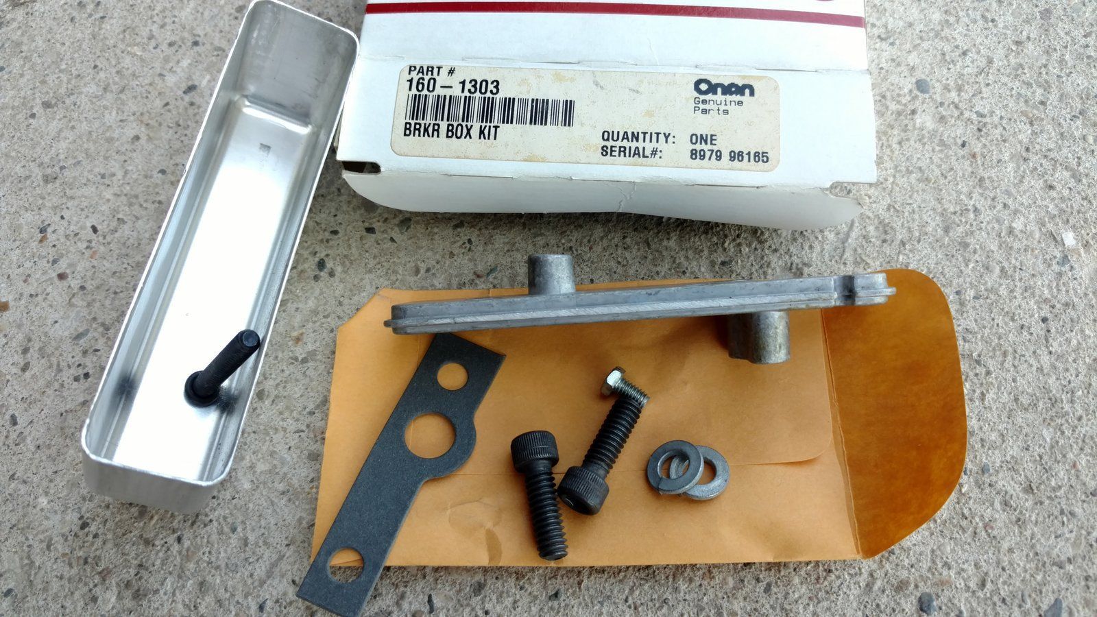 C29990 ONAN #160-1303` ASSY - BOX - Ingersoll/Case Tractor Part