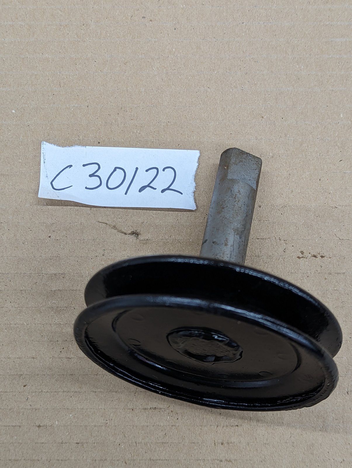 C30122 USED SPINDLE - OUTBOARD N42 - Ingersoll/Case Tractor Part