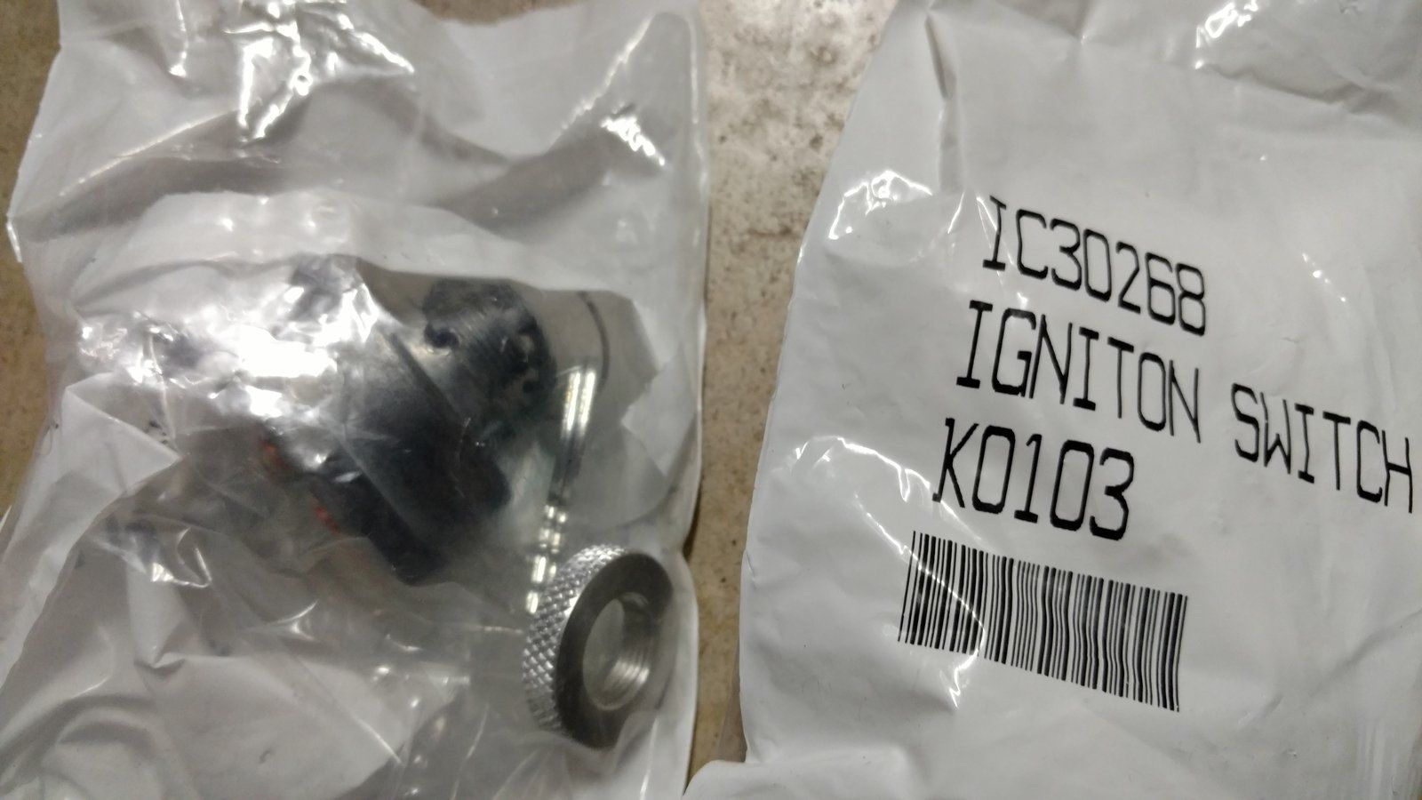 C30268 KIT-IGNITION SWITCH C23010 - Ingersoll/Case Tractor Part