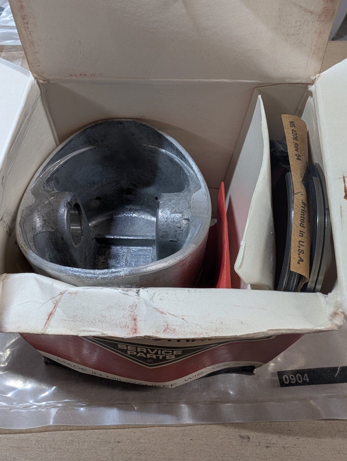 C30398 PISTON .010 BRIGGS 393869 499274 499961 - Ingersoll/Case Tractor Part