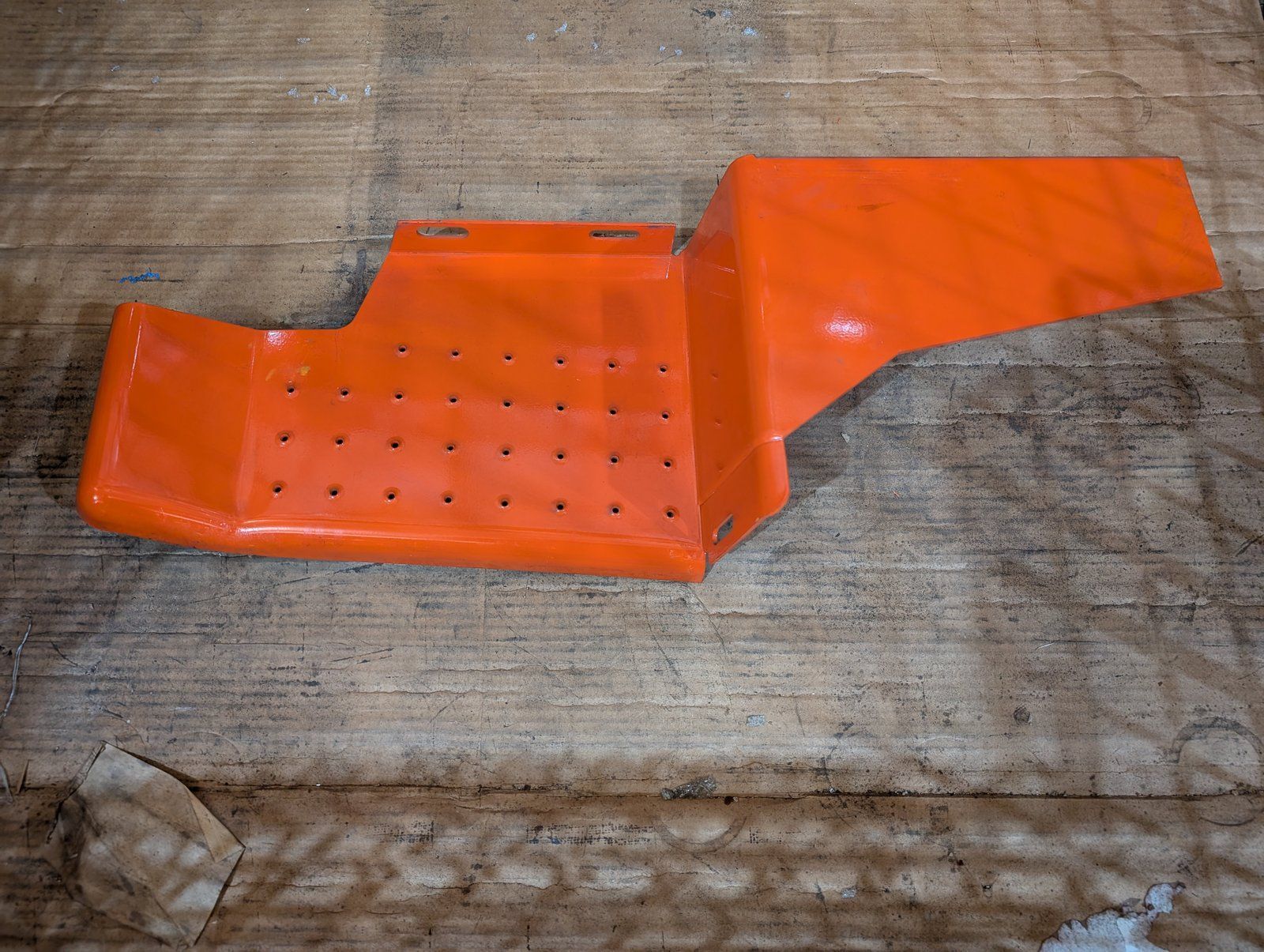 C30462 WMT FOOTREST LH 400'S C30083 - Ingersoll/Case Tractor Part