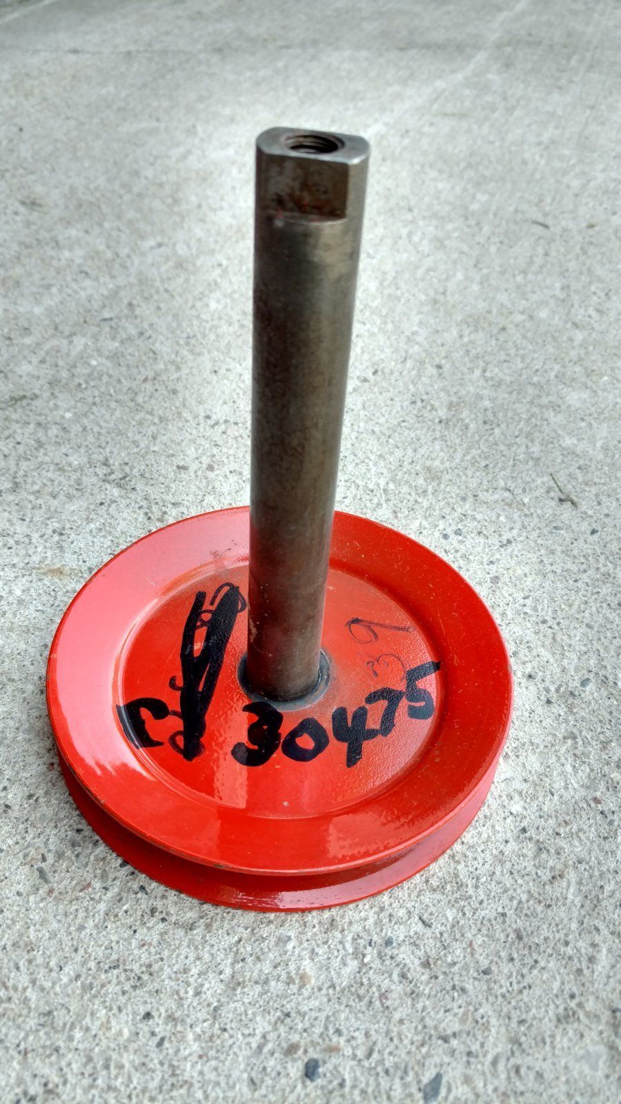 C30475 PTO PULLEY/SHAFT - Ingersoll/Case Tractor Part