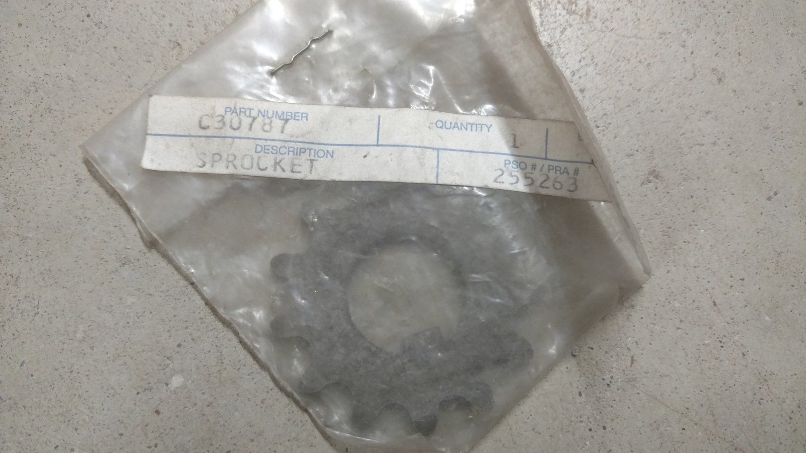 C30787 SPROCKET - 13T #35 - Ingersoll/Case Tractor Part