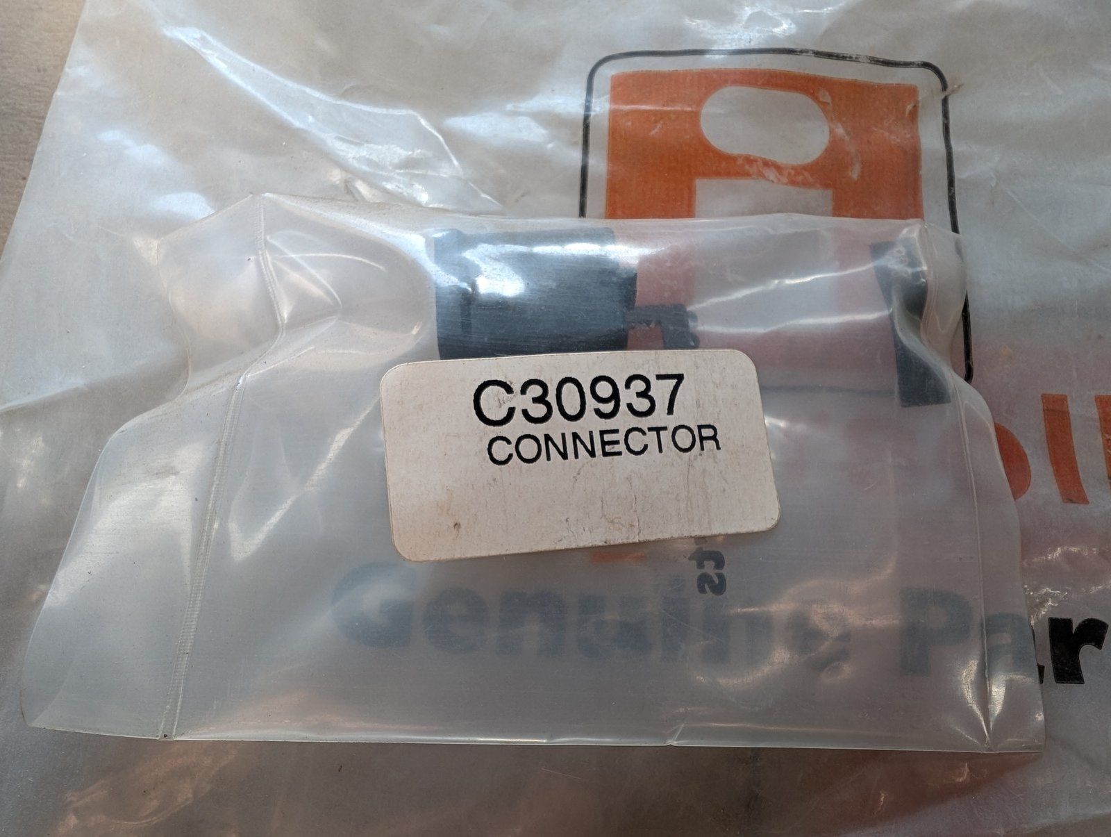 C30937 CONNECTOR SEAT SWITCH - Ingersoll/Case Tractor Part