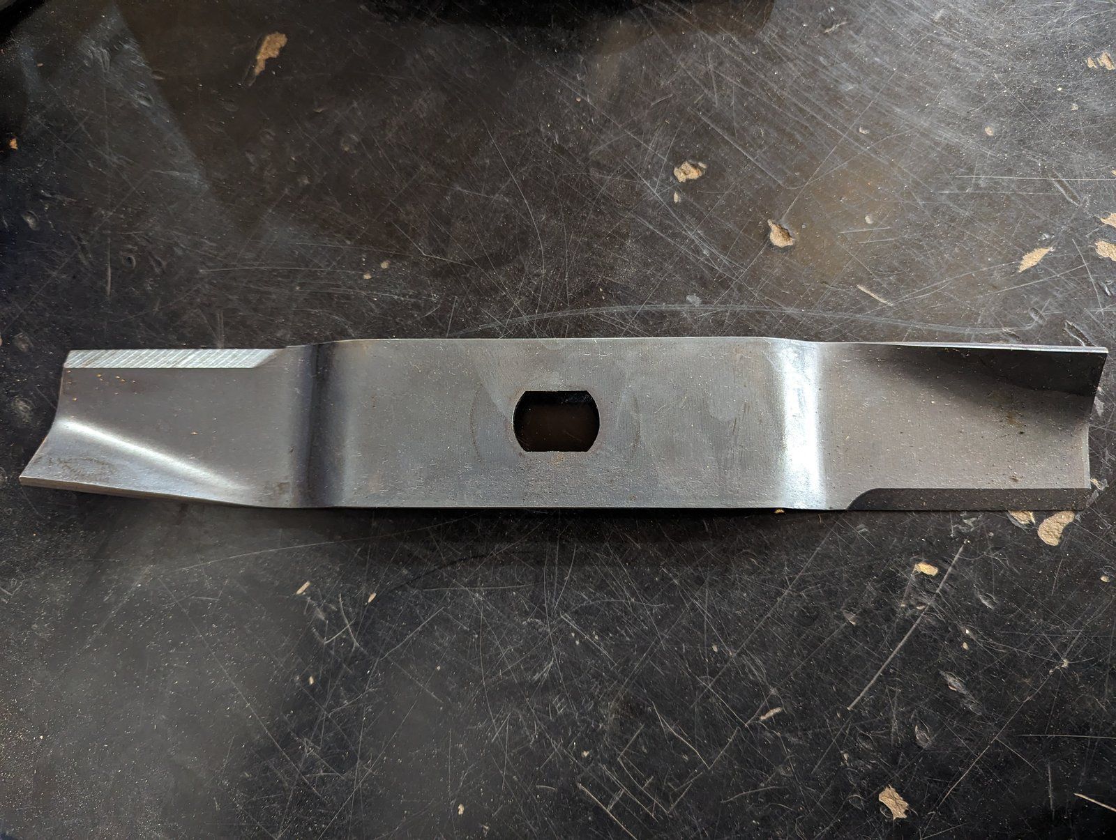 C31571 BLADE RM44 RM44GR MOWER 15.58 44