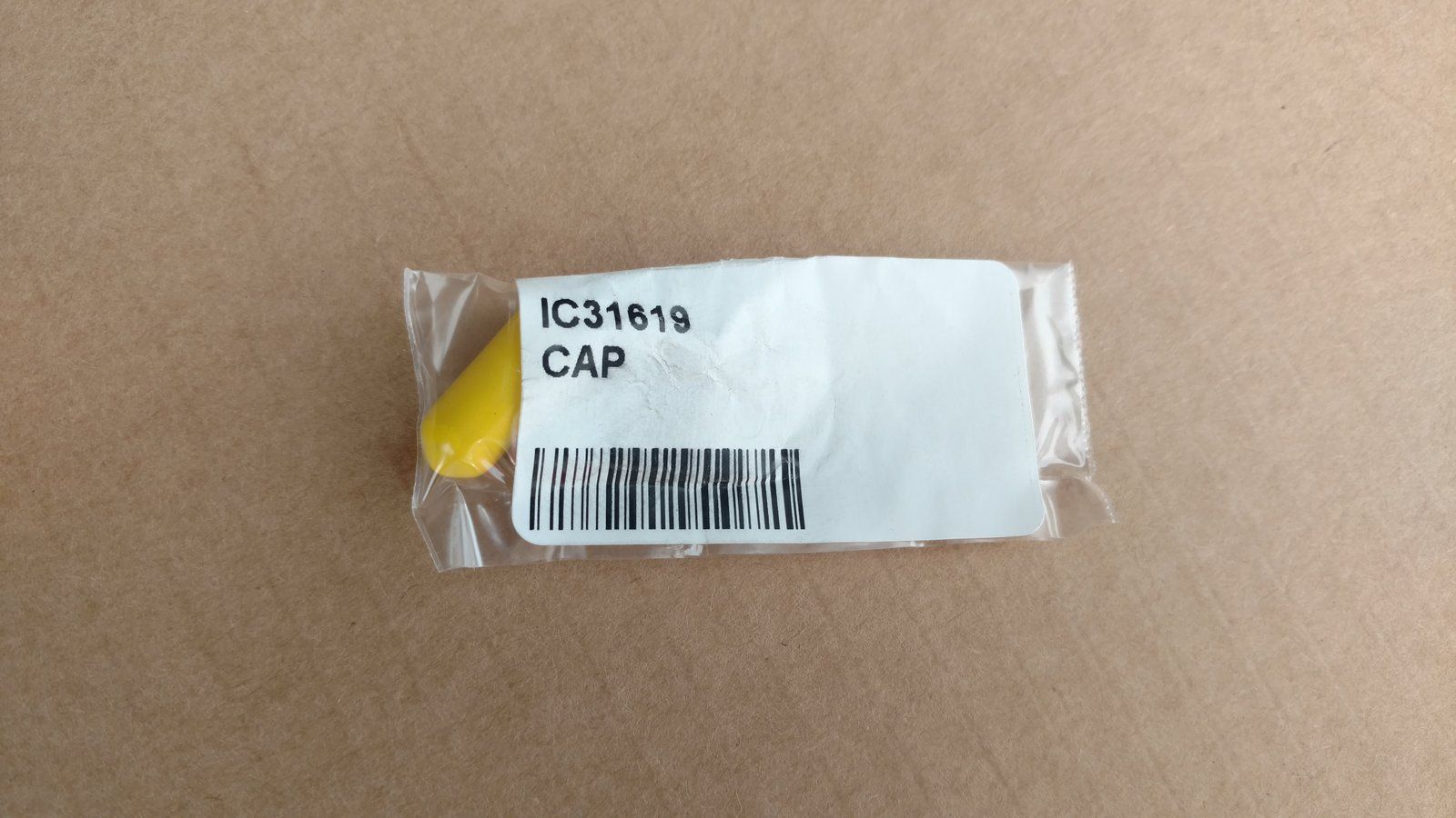 C31619 CAP - PTO SWITCH (YELLOW) C13106 - Ingersoll/Case Tractor Part