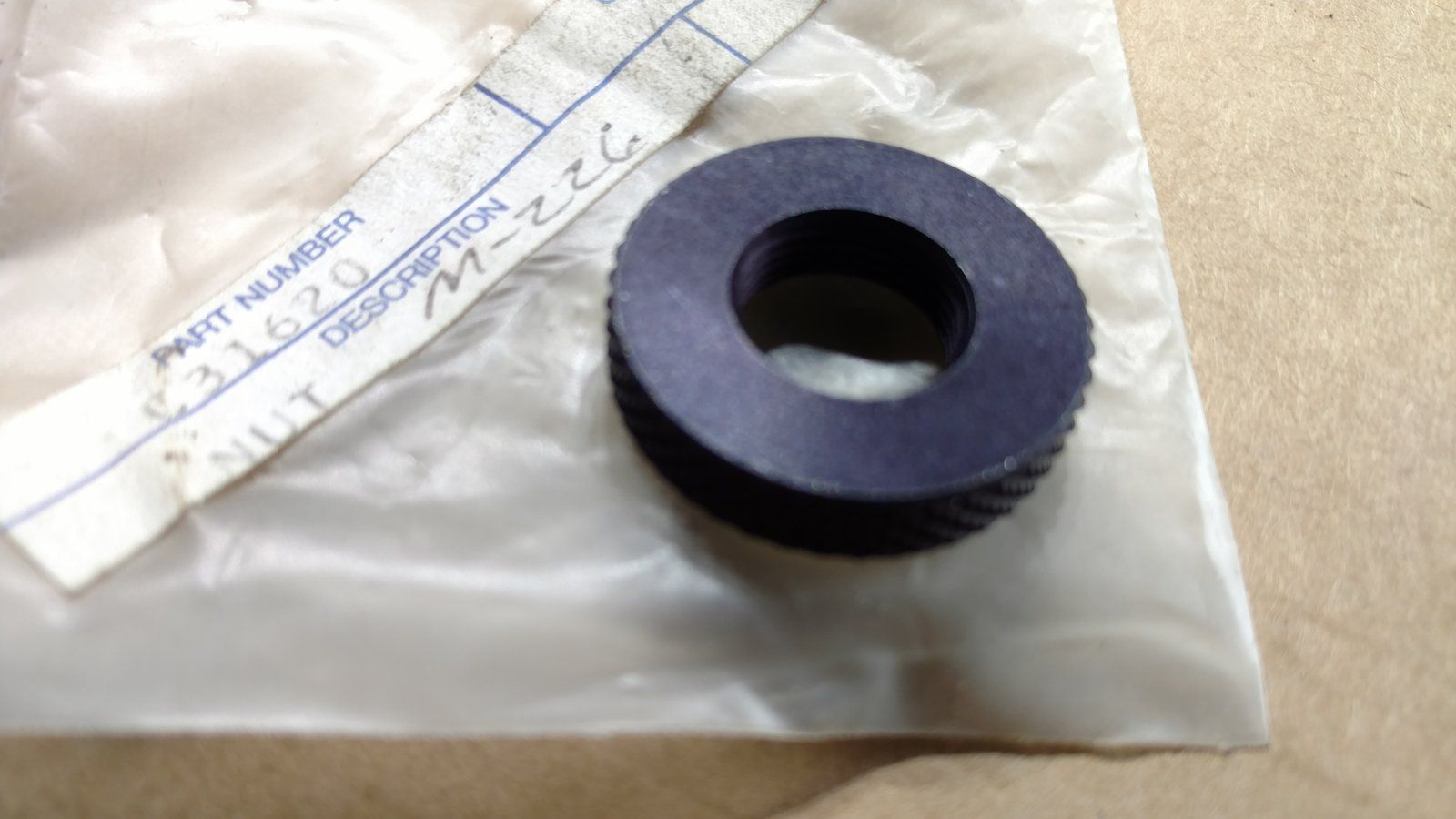 C31620 NUT 1/2-27 NS-2B THD BLACK - Ingersoll/Case Tractor Part