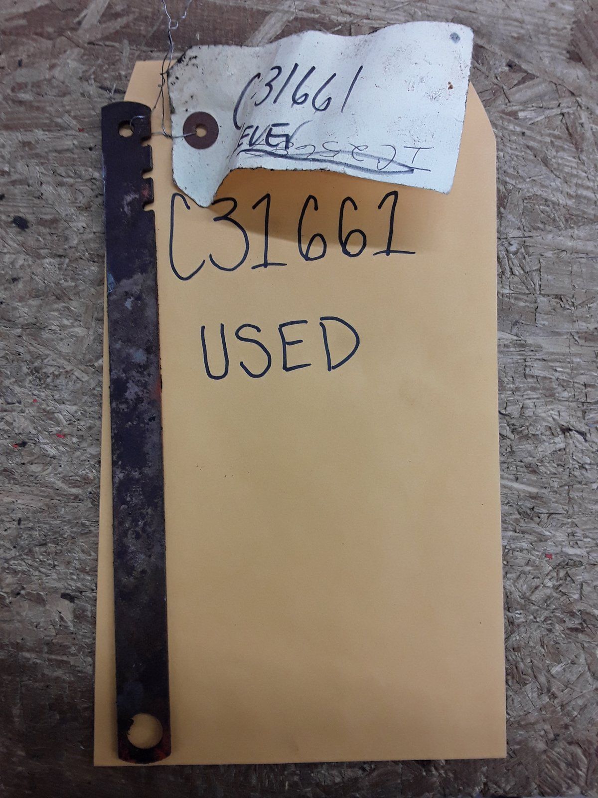 C31661 USED LEVER - BRAKE LOCK - Ingersoll/Case Tractor Part