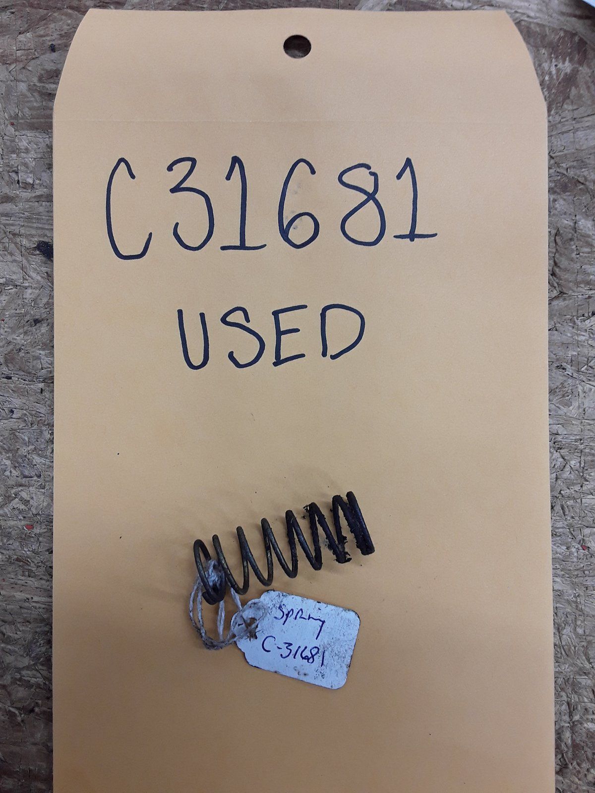 C31681 USED SPRING - COMPRESSION - Ingersoll/Case Tractor Part