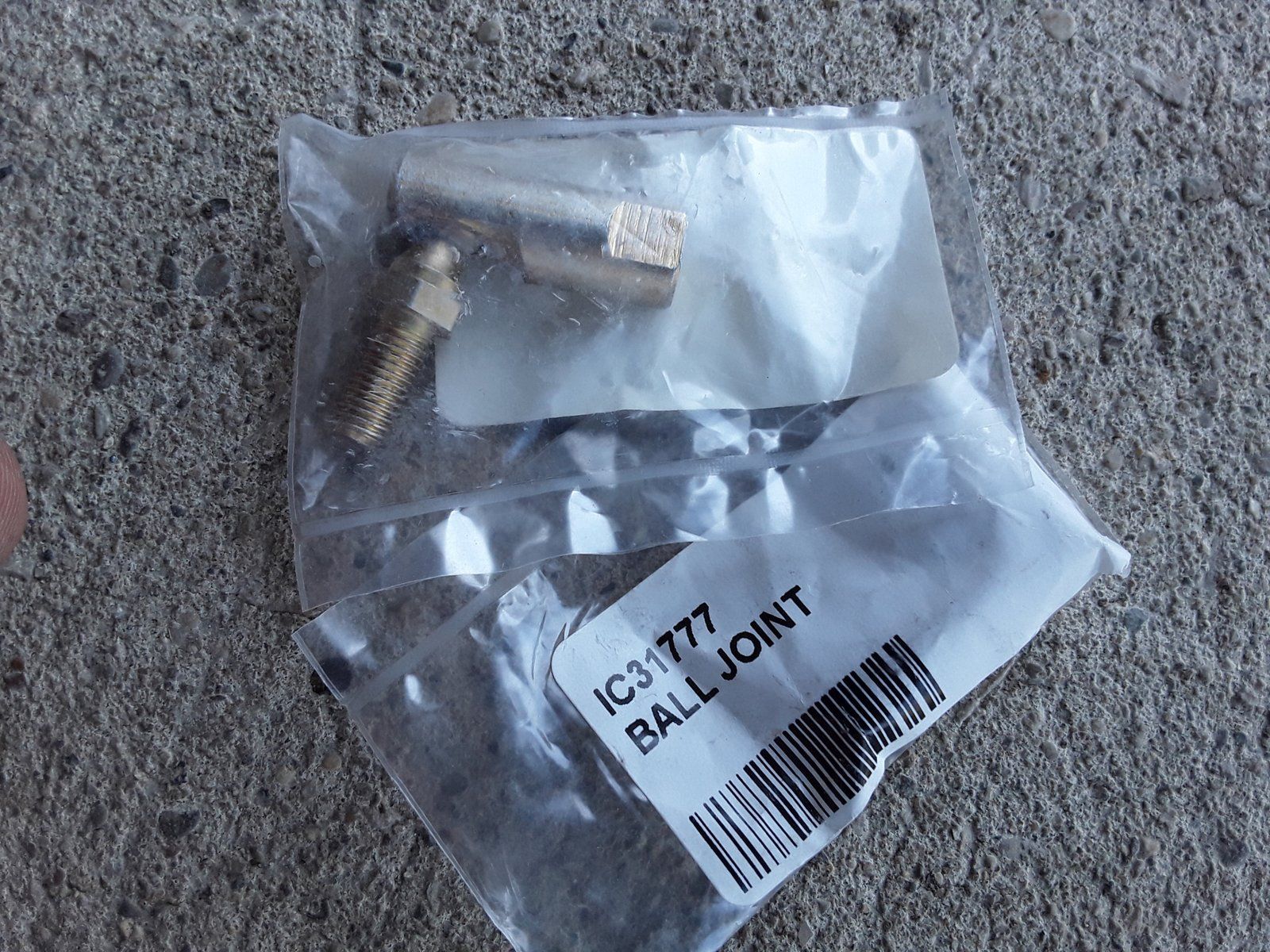 C31777 BALL JOINT WOODS #62381 - Ingersoll/Case Tractor Part