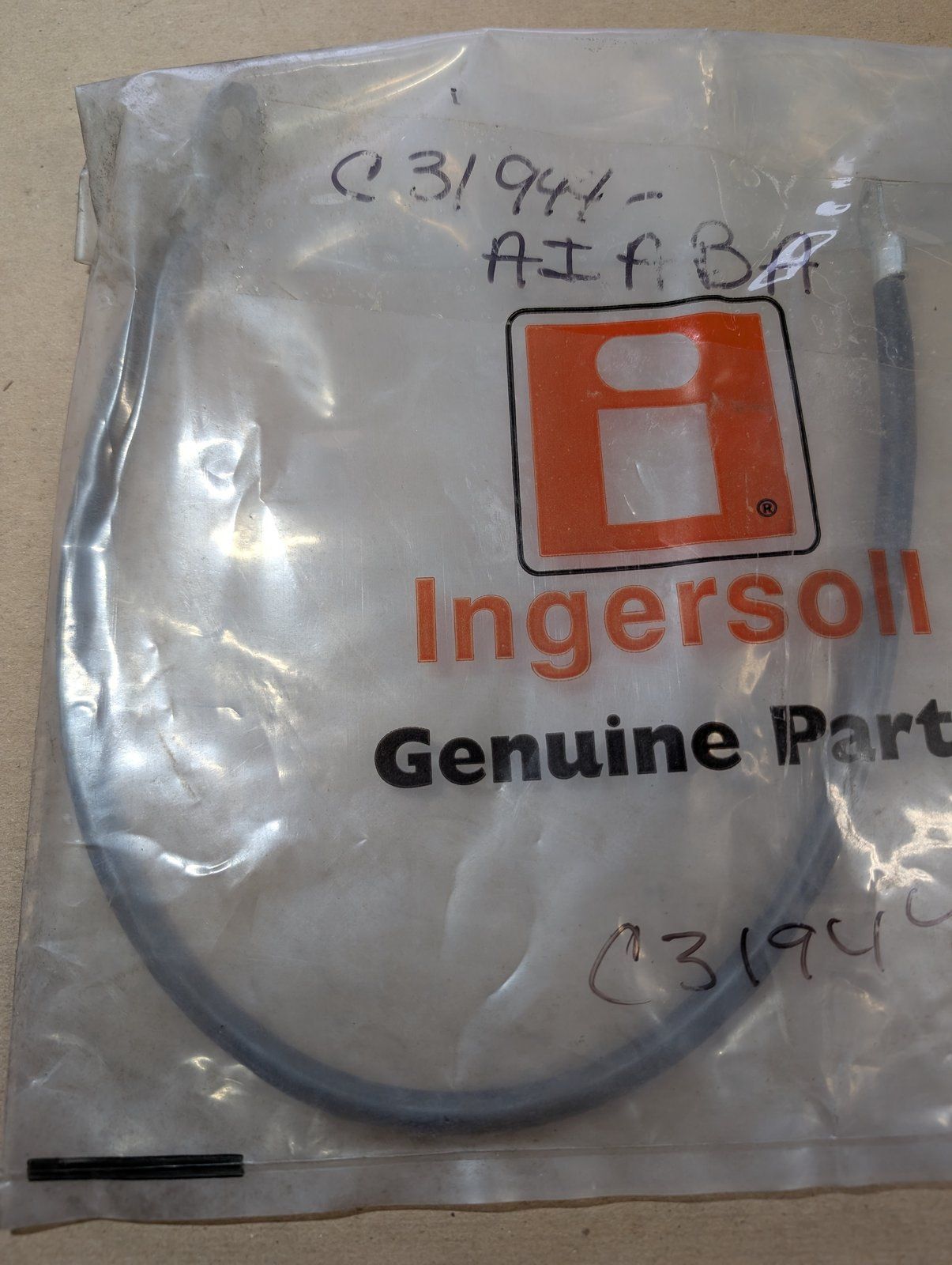 C31944 CABLE - SOL TO STARTER C27528 - Ingersoll/Case Tractor Part