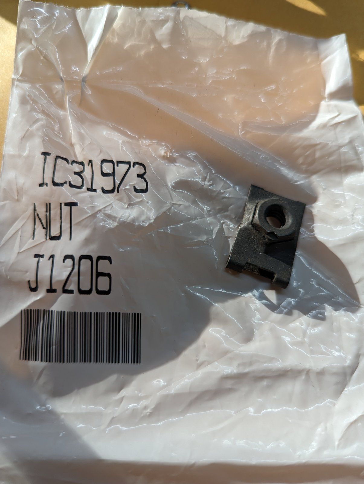 C31973 NUT 