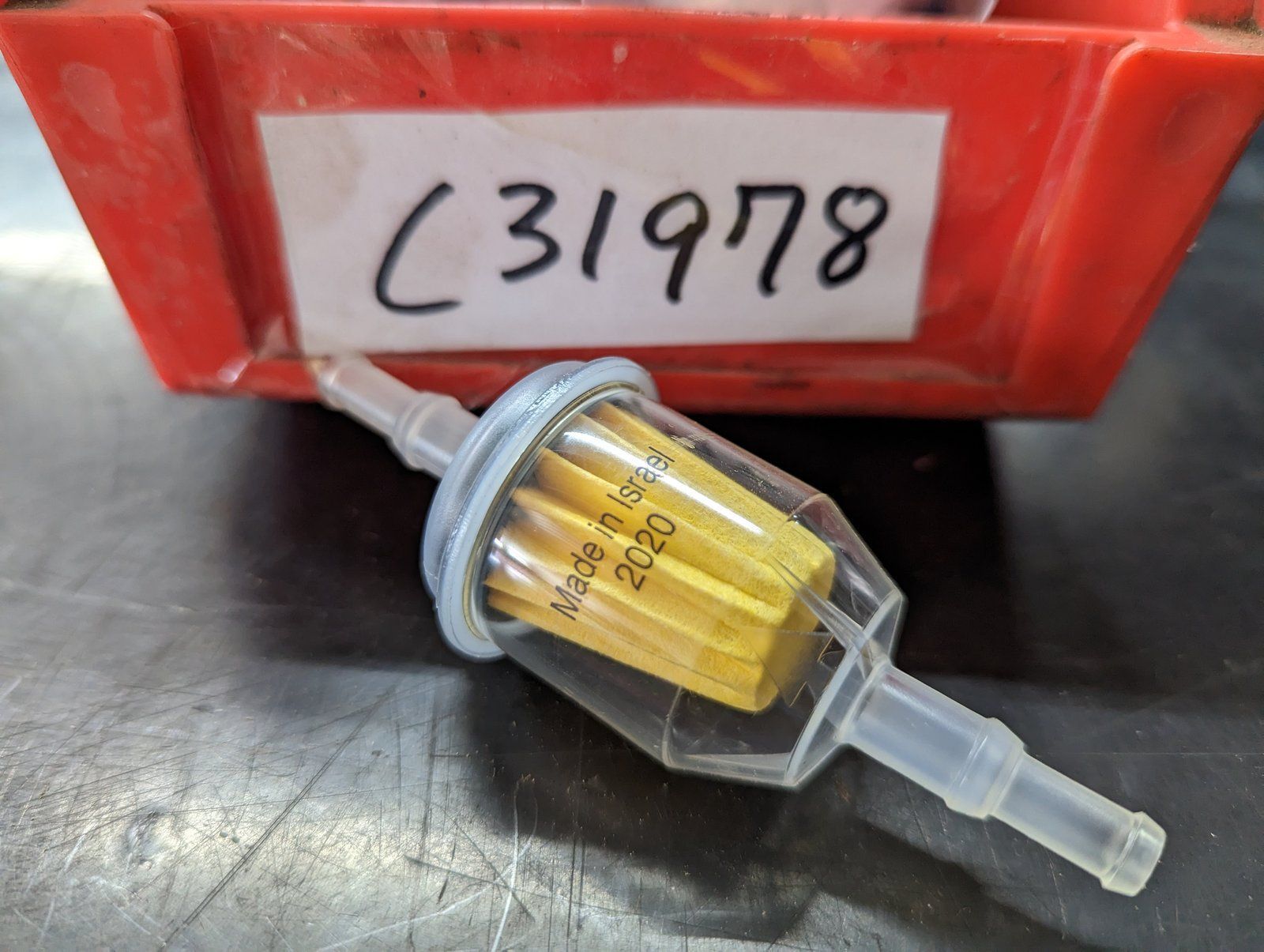 C31978 FILTER - FUEL 1.4 DIA.x4.28 LG - Ingersoll/Case Tractor Part