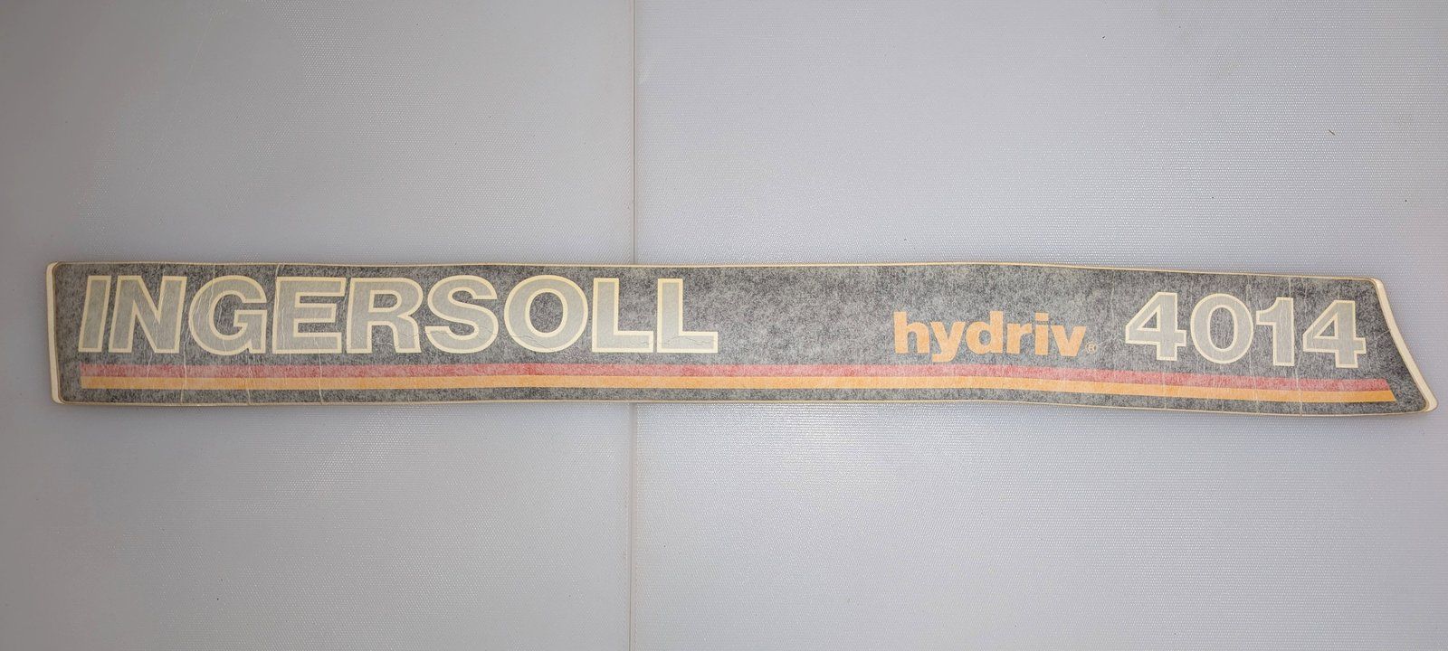 C32000 DECAL HOOD LH 4014 - Ingersoll/Case Tractor Part