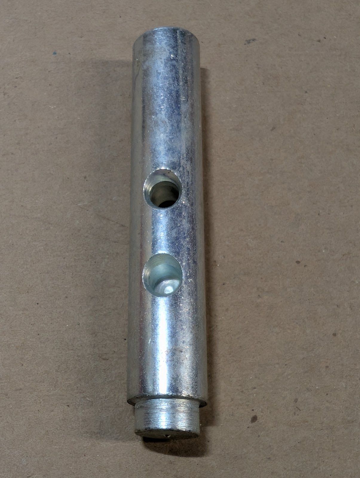C32067 PIN LATCH .625 X 3.6 ZP - Ingersoll/Case Tractor Part