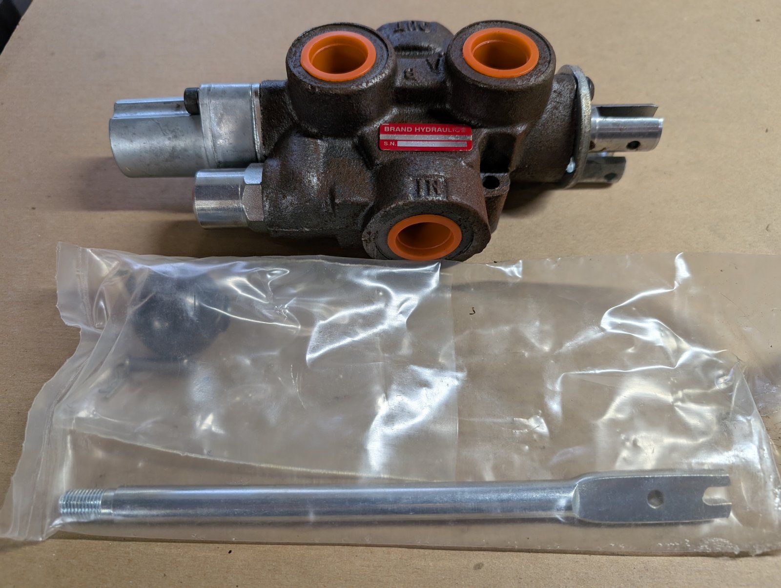 C32151 HYD PTO VALVE 6018 6020 7020 C33426 - Ingersoll/Case Tractor Part