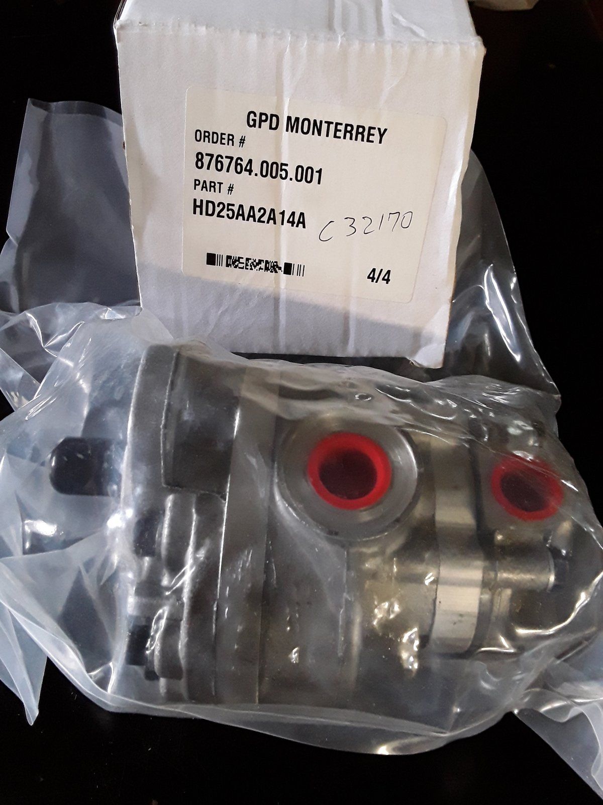 C32170 PUMP HYD TANDEM 6000-7000 LOADERS - Ingersoll/Case Tractor Part