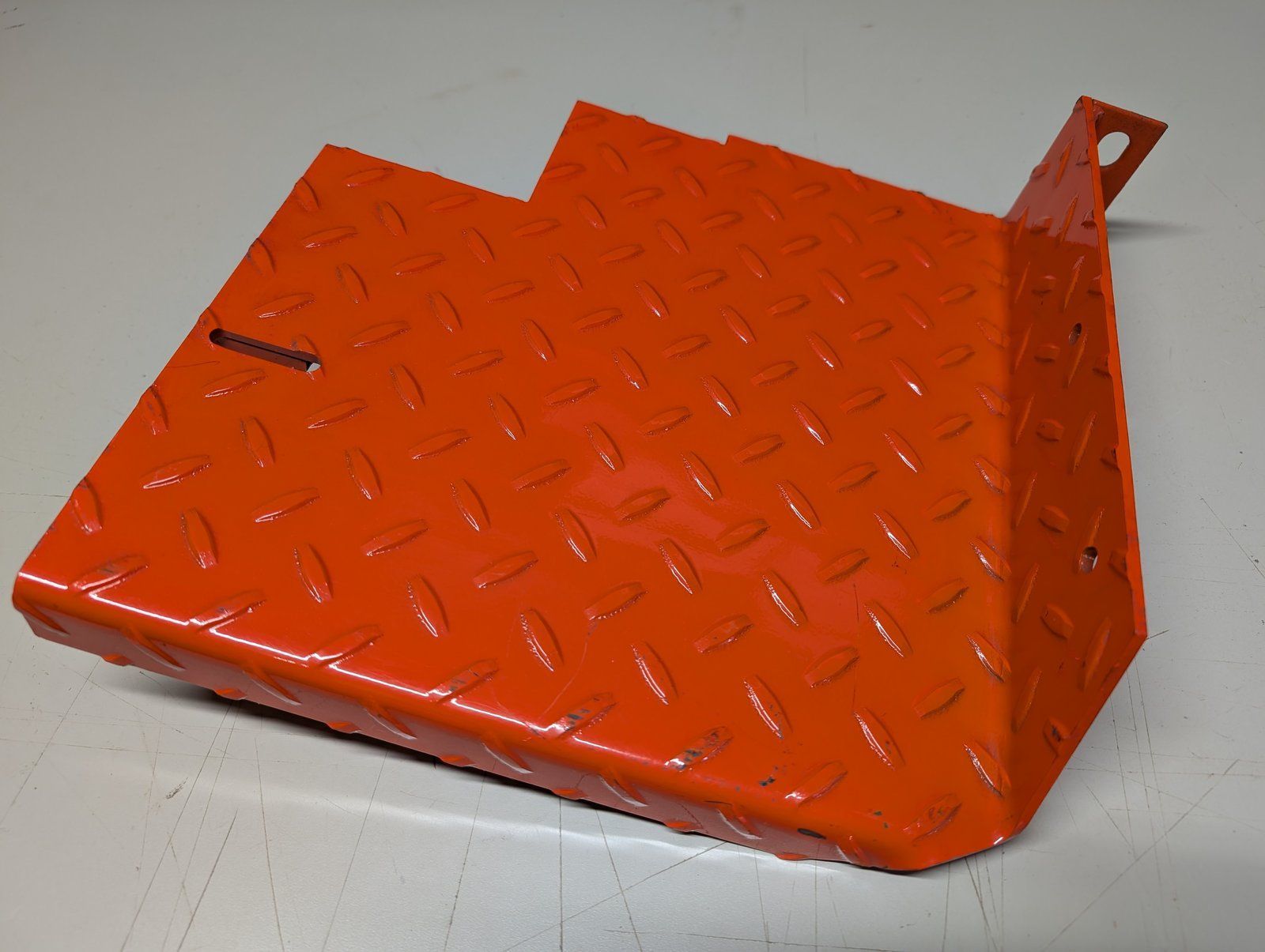 C32193 WMT FOOT BOARD LH 600 6000 7000 C17563 C25933 - Ingersoll/Case Tractor Part