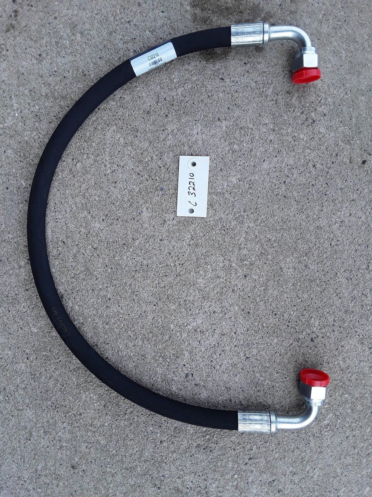 C32210 HOSE (ASSY) HYD 1/2" 1.23(x2) X 34.0 - Ingersoll/Case Tractor Part