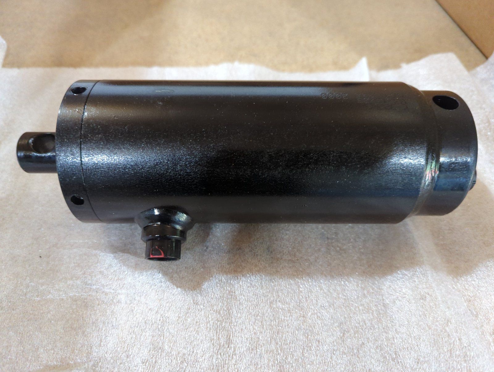 C32245 CYLINDER - HYD LIFT HH34 - Ingersoll/Case Tractor Part
