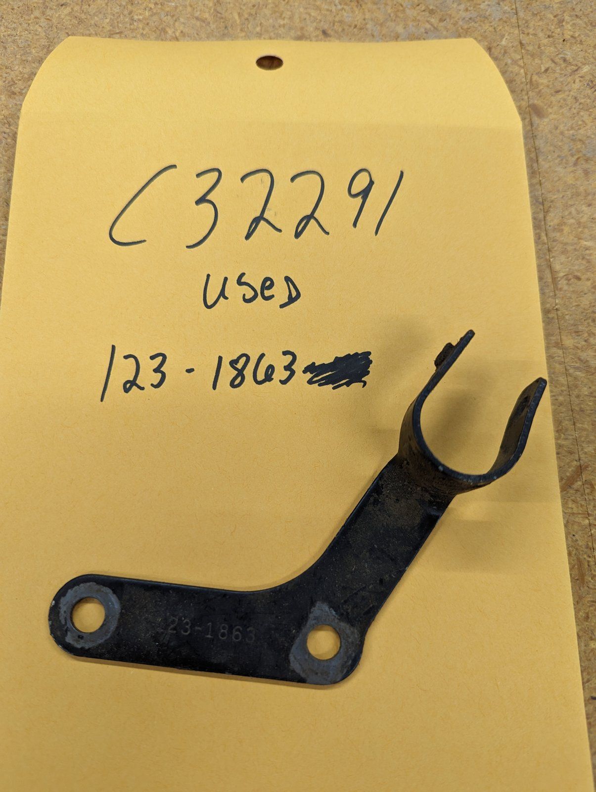 C32291 USED BRACKET FILL TUBE 123-1863 - Ingersoll/Case Tractor Part
