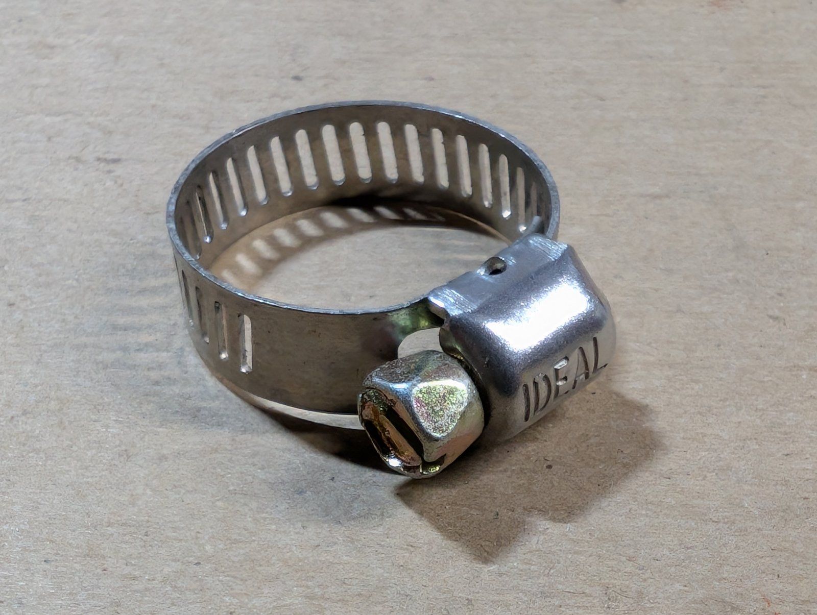 C32376 CLAMP 5/16" to 7/8"Dia 5/16"W Worm Drive - Ingersoll/Case Tractor Part